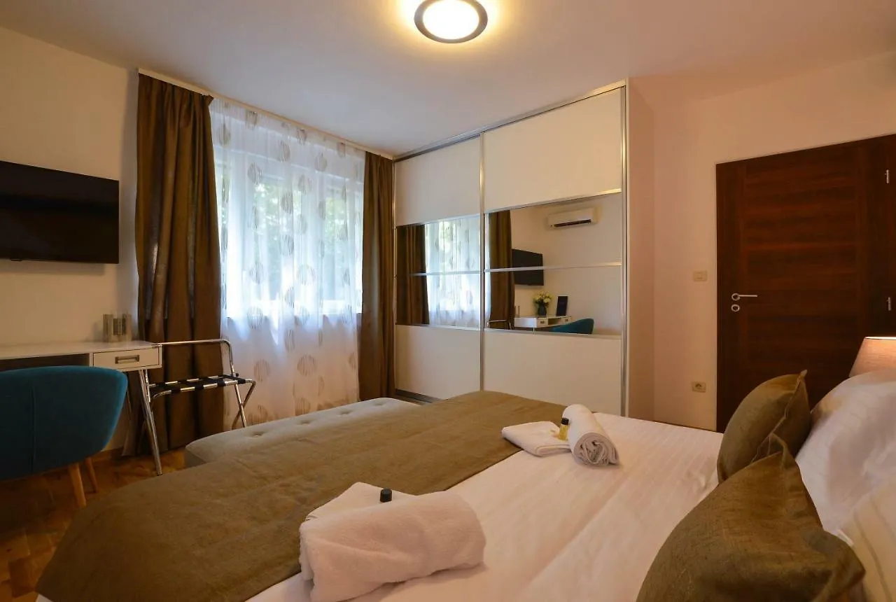 Kolombo Lux Apartment Split